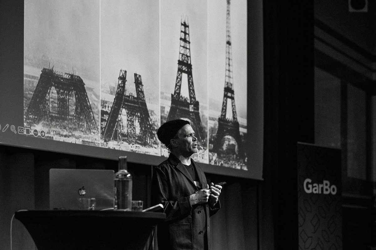 Sikta mot månen! Inspirationsföreläsning med konstnären, talaren och entreprenören Mikael Genberg