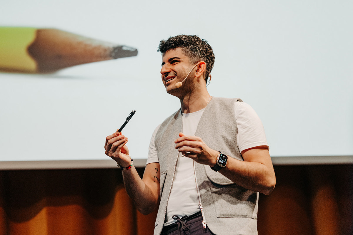 Arash Gilan, AI och människan